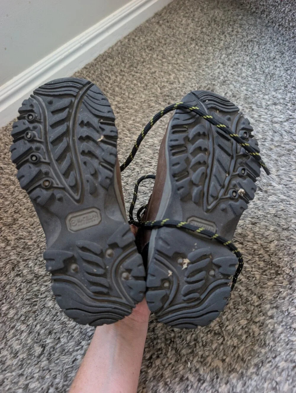 Magellan Outdoors Boys Hiking Boots Boys Size 13 Argo Brown Waterproof